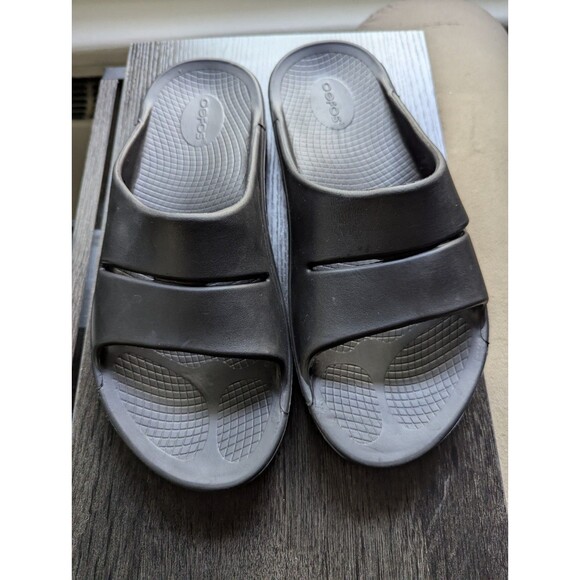 Oofoos Black Comfort Slippers Unisex Size M 9 and W 11 *Near mint* - Picture 9 of 10